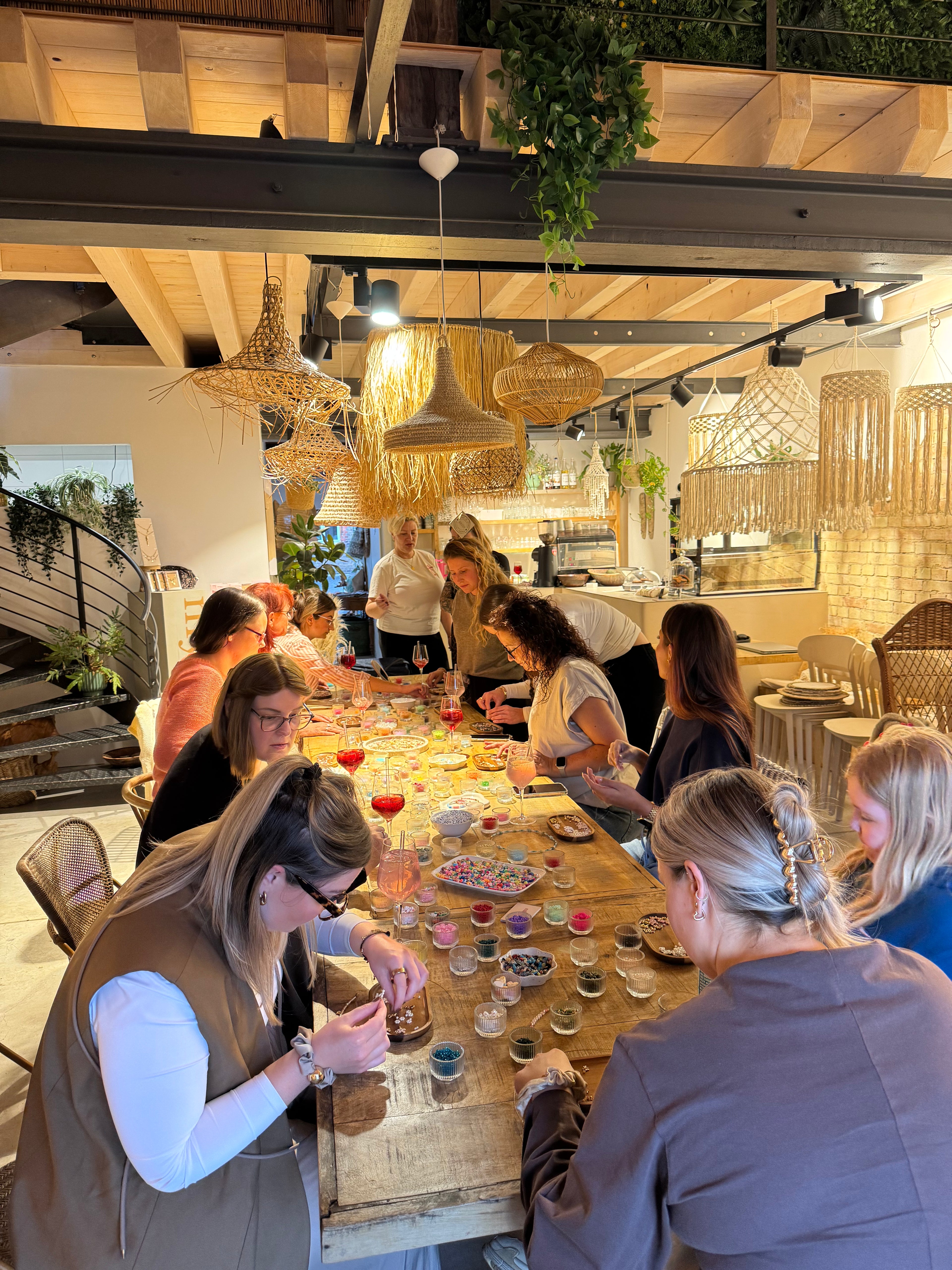 Perlenschmuck-Workshop am 03.11. im COZY in Speyer um 18:30 Uhr